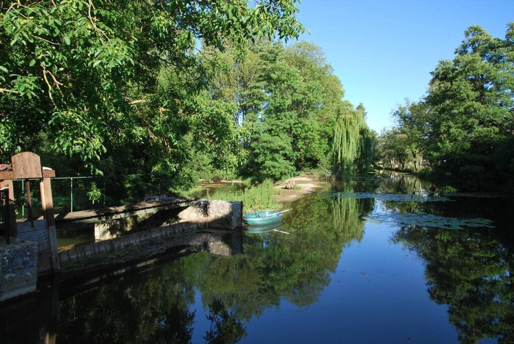 Magnifique Moulin Proche Chablis, Jacuzzi Et Riviere Villa Annay-sur-Serein Exteriör bild