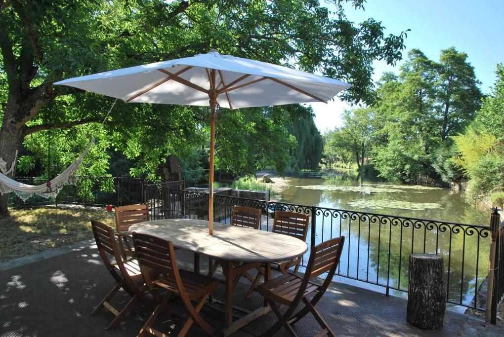 Magnifique Moulin Proche Chablis, Jacuzzi Et Riviere Villa Annay-sur-Serein Exteriör bild